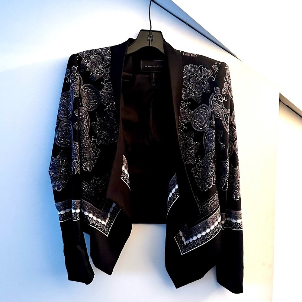 BCBGMAXAZRIA Paisley Open Front Blazer